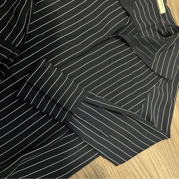 Blouse - Picture 4 of 4